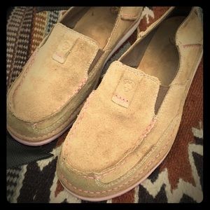 Ariat Cruiser. Size 9.